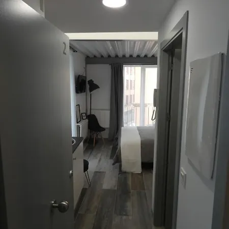 Estudio Con Encanto En Casco Antiguo De P2 *