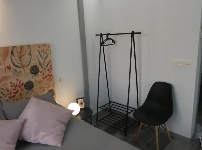 Estudio Con Encanto En Casco Antiguo De P2