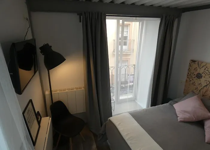 Estudio Con Encanto En Casco Antiguo De P2 * Burgo