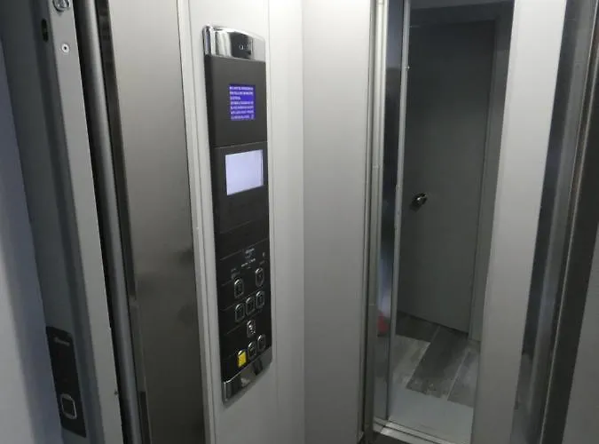 Estudio Con Encanto En Casco Antiguo De P2 *